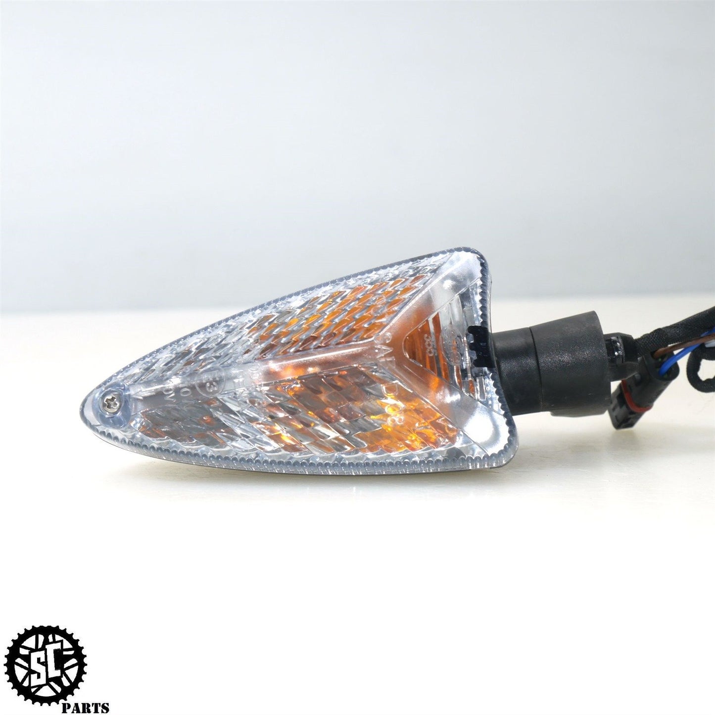 13-18 BMW F700 GS REAR TURN SIGNAL LEFT RIGHT B34