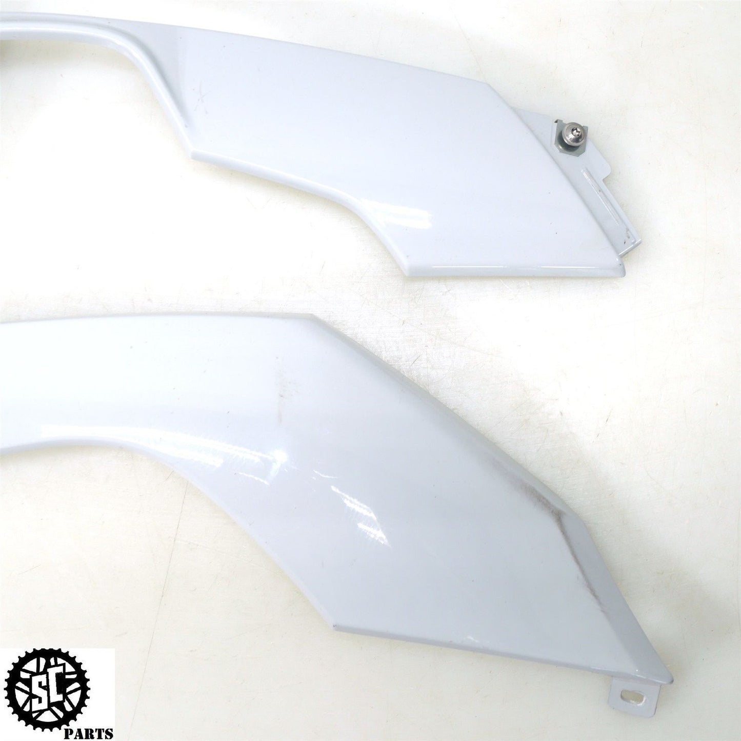 13-17 BMW F700 GS REAR TAIL FAIRING LEFT RIGHT B34