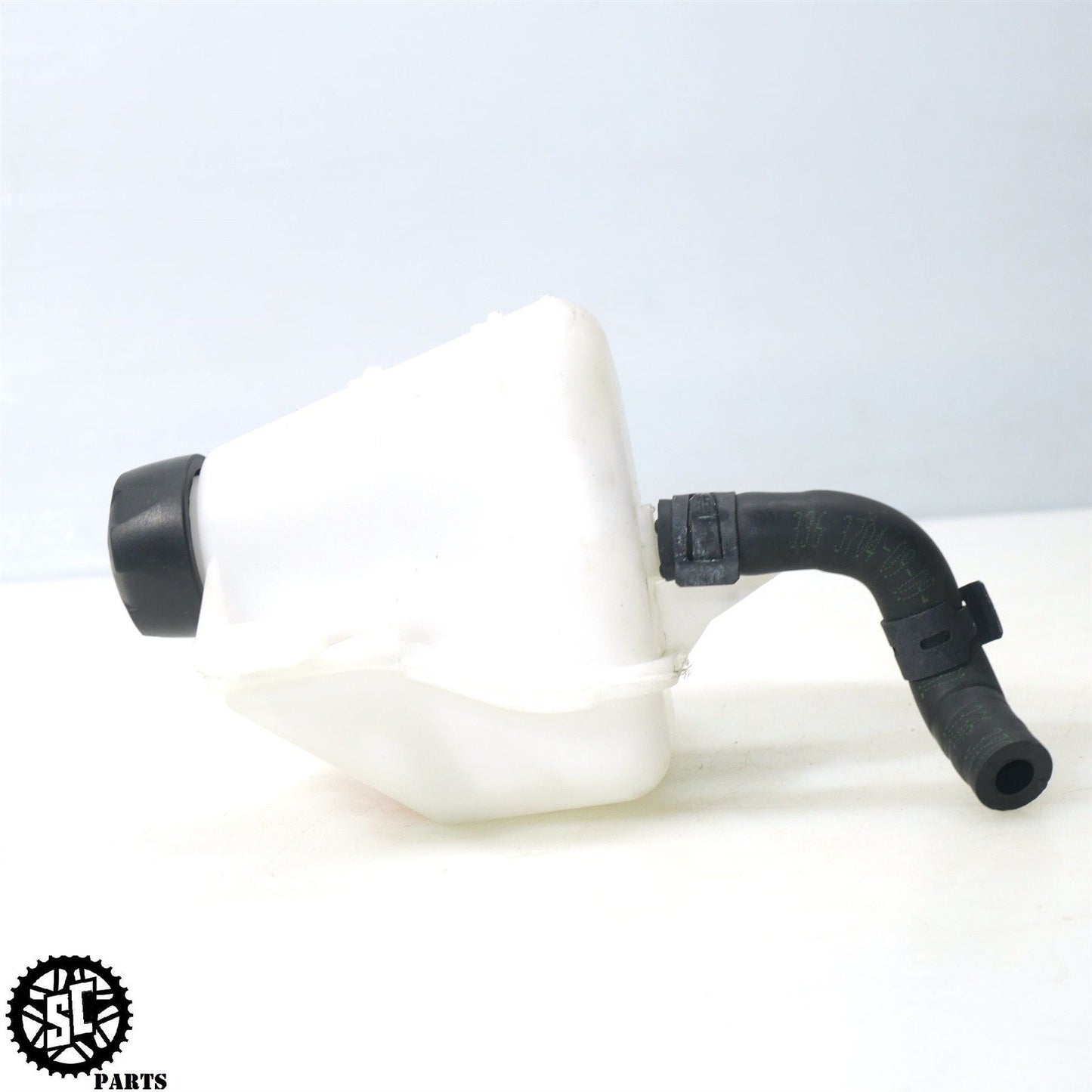 13-18 BMW F700 GS COOLANT OVERFLOW TANK RESERVOIR B34