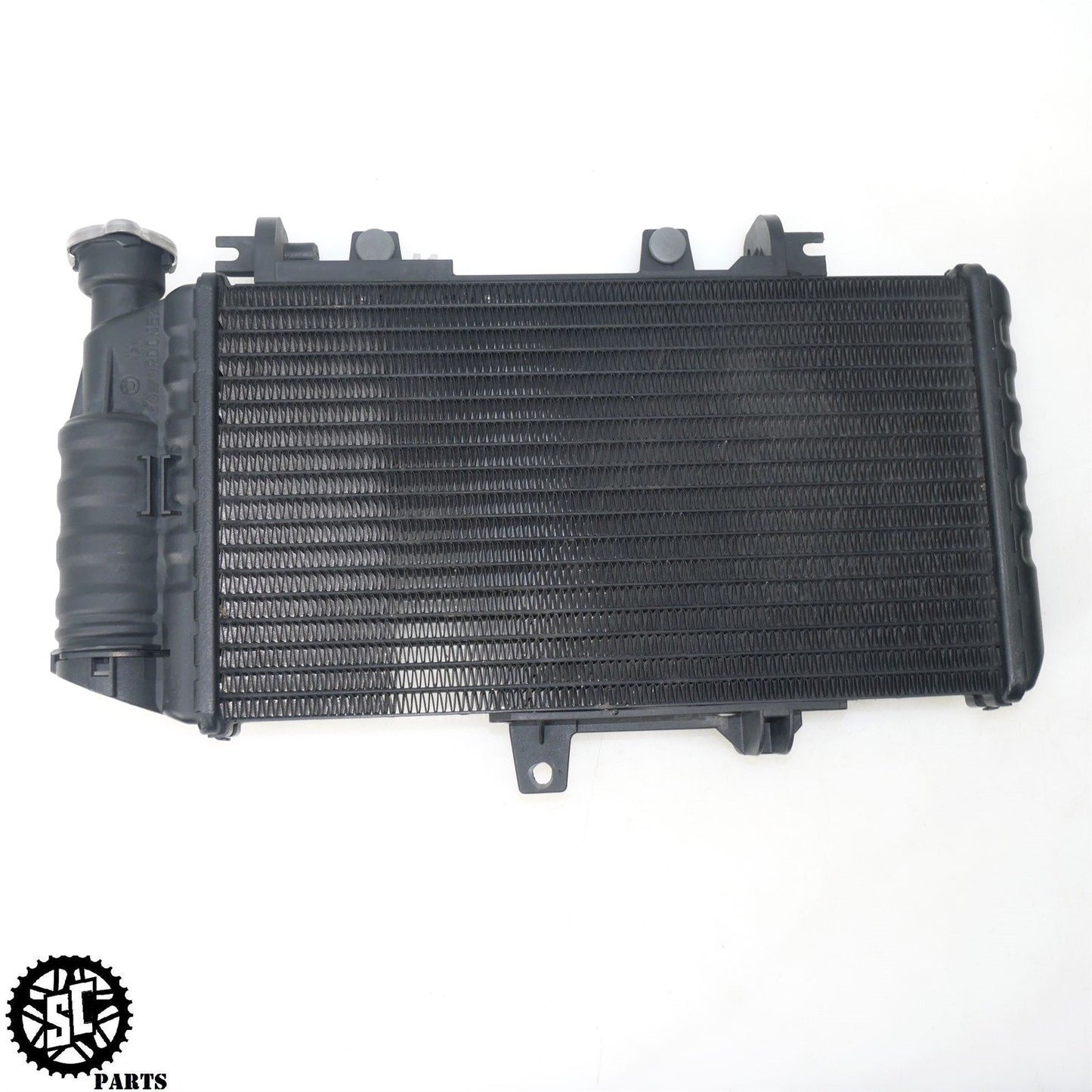 13-18 BMW F700 GS RADIATOR 17117678284 B34