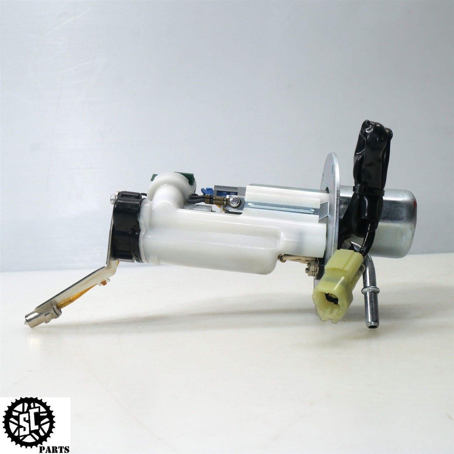 19-22 KAWASAKI NINJA H2 SX SE FUEL PUMP 49040-0740 K53