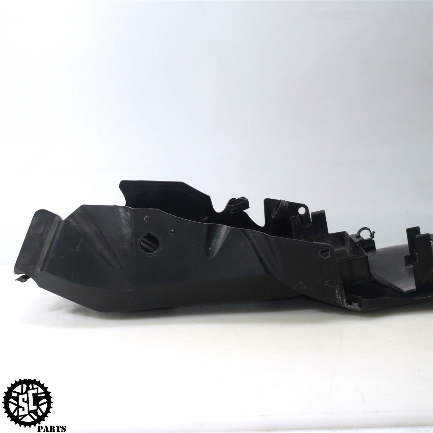 19-22 KAWASAKI NINJA H2 SX SE BATTERY TRAY K53